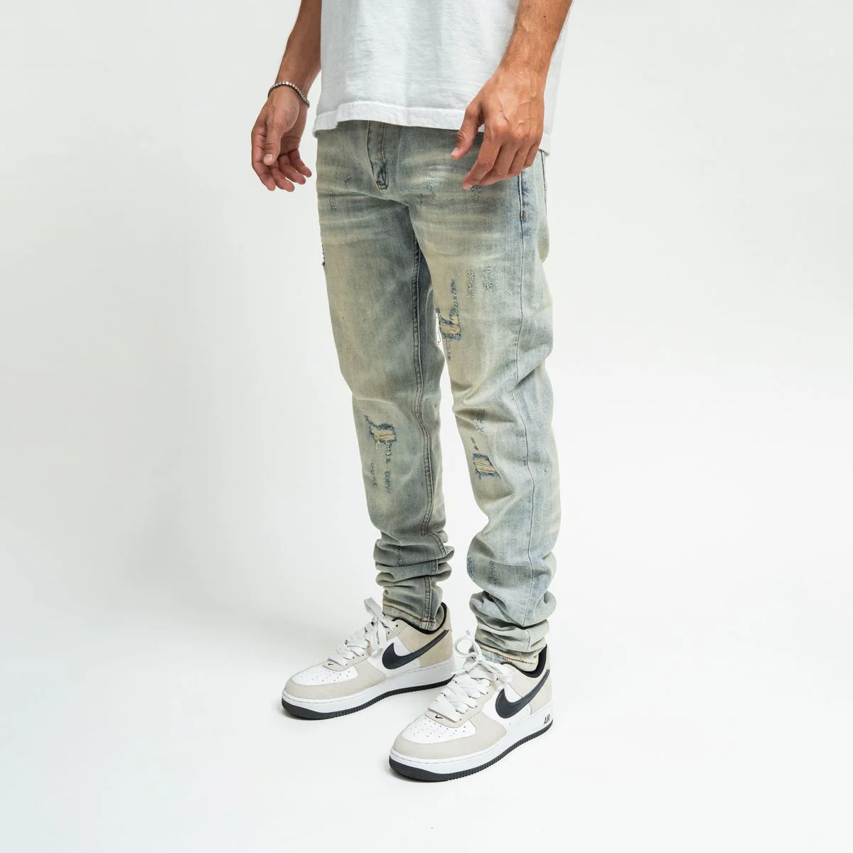 Pali “Cloud” Light Wash Jeans (NZ07)